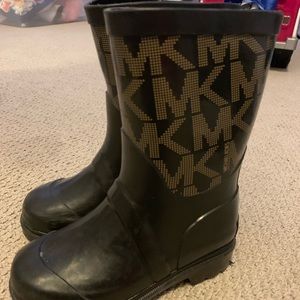 Michael kors rain boots